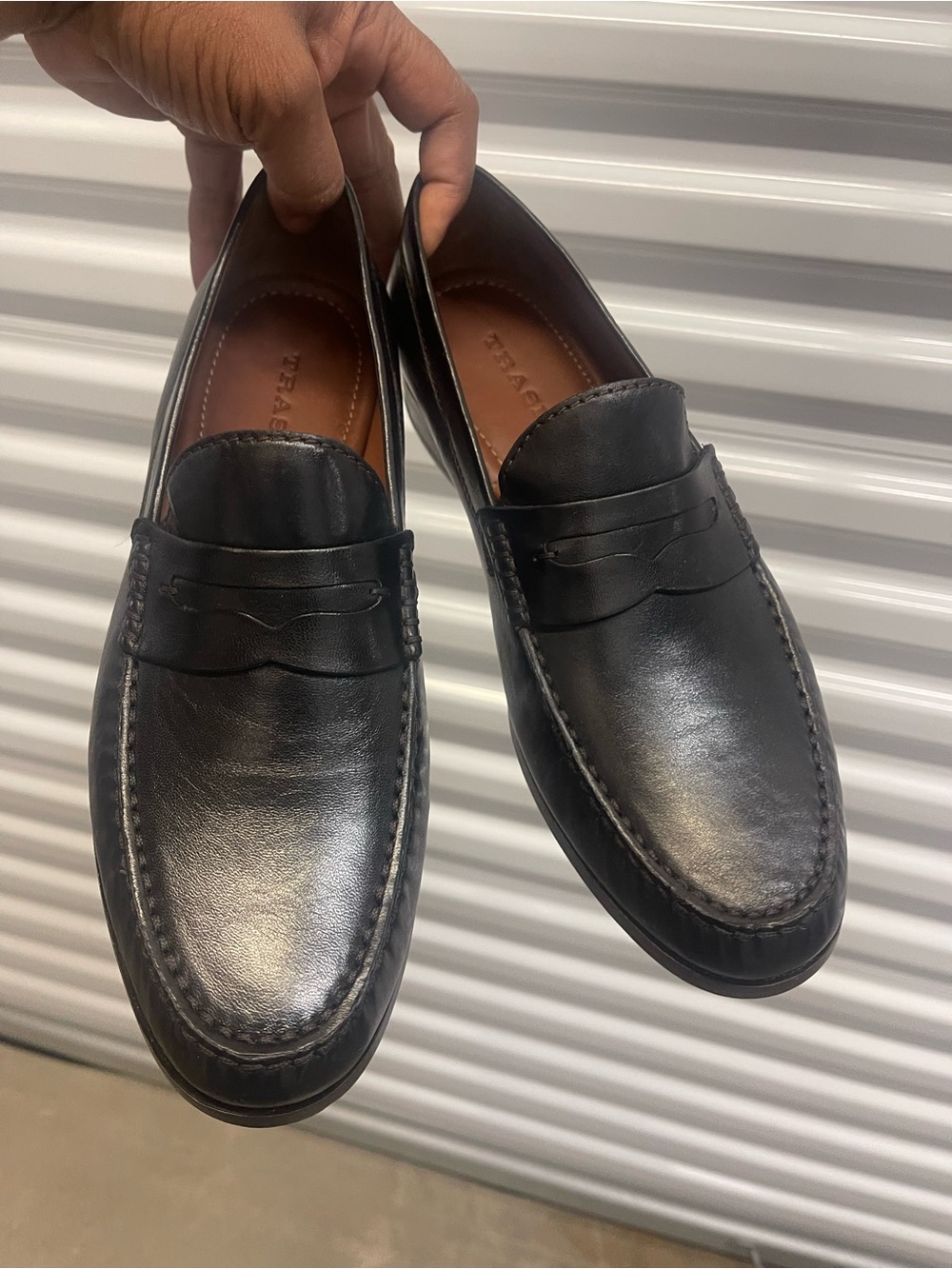 Brand New Trask Classic Black Leather Penny Loafers in Black - Sz 11 M